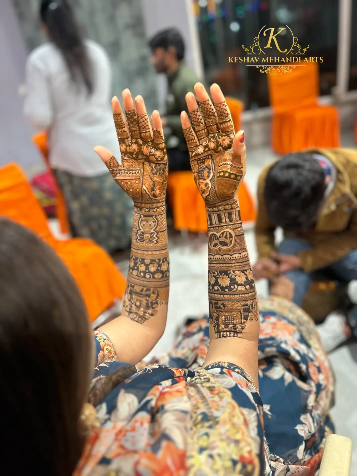 Professional Mehndi Artist In Delhi